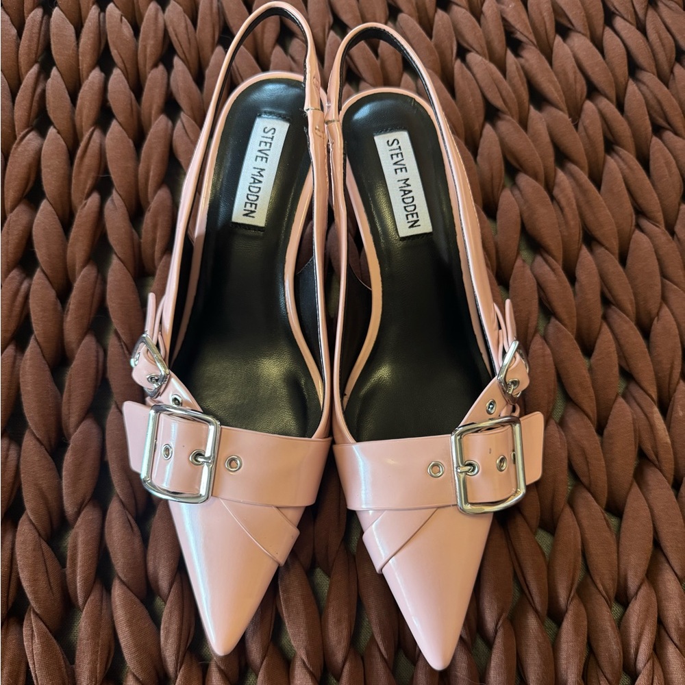 Steve Madden Lezley Kitten Heel Slingback Pump